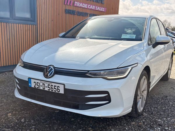 Volkswagen Golf Estate, Diesel, 2025, White