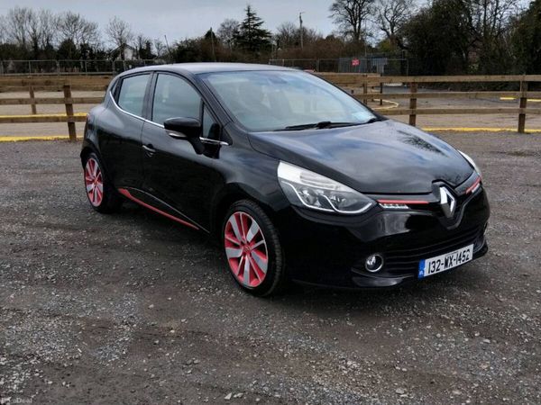 Renault Clio Hatchback, Petrol, 2013, Black