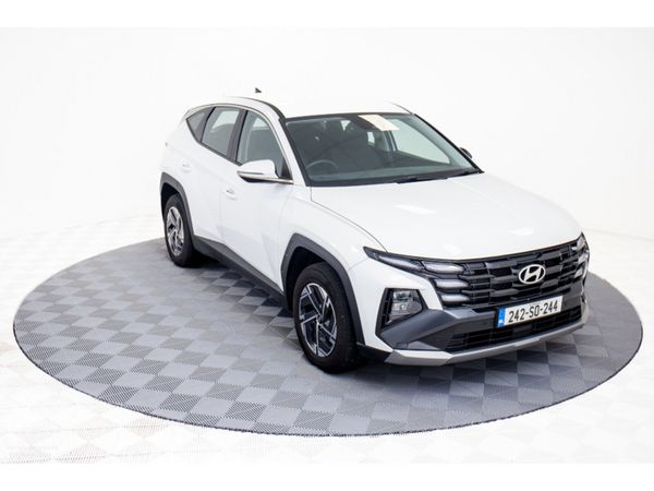 Hyundai Tucson SUV, Petrol Plug-in Hybrid, 2024, White
