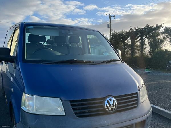 Volkswagen Shuttle Minibus, Diesel, 2009, Blue