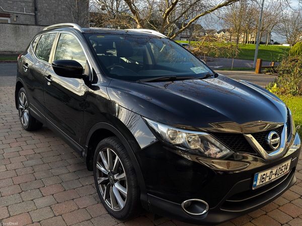 Nissan Qashqai Hatchback, Diesel, 2016, Black