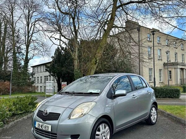 Toyota Yaris Hatchback, Petrol, 2008, Silver