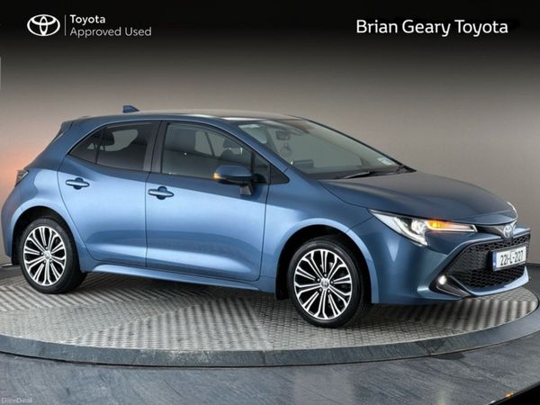 Toyota Corolla Hatchback, Petrol Hybrid, 2022, Blue