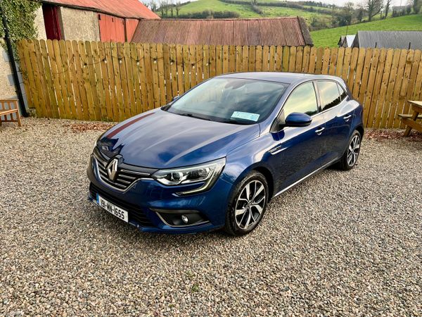 Renault Megane Hatchback, Diesel, 2019, Blue