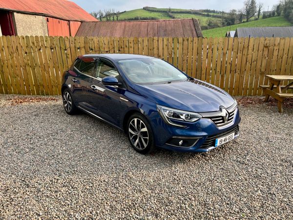 Renault Megane Hatchback, Diesel, 2019, Blue
