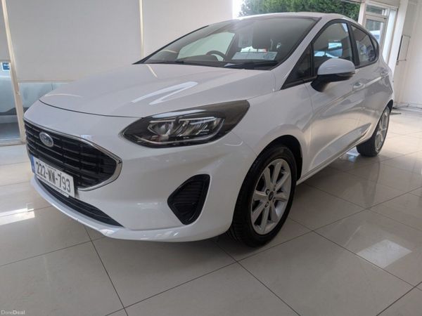 Ford Fiesta Hatchback, Petrol, 2022, White