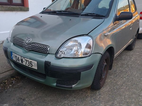 Toyota Yaris Hatchback, Petrol, 2004, Green
