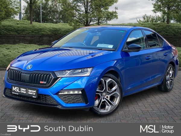 Skoda Octavia Saloon, Diesel, 2023, Blue