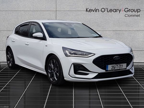 Ford Focus Hatchback, Diesel, 2025, White