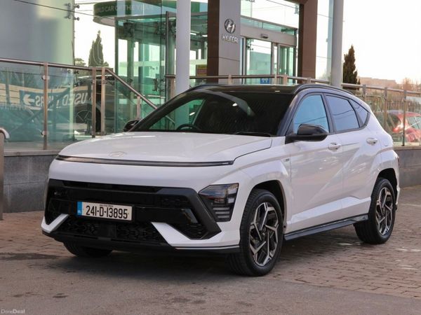 Hyundai KONA MPV, Petrol, 2024, White