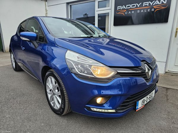Renault Clio Hatchback, Petrol, 2019, Blue