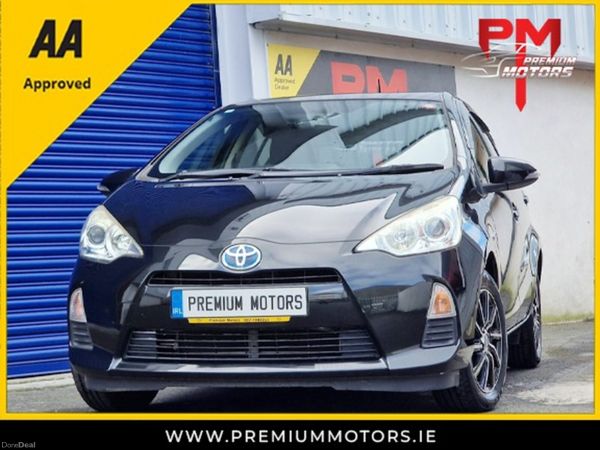 Toyota Aqua Hatchback, Petrol Hybrid, 2014, Black