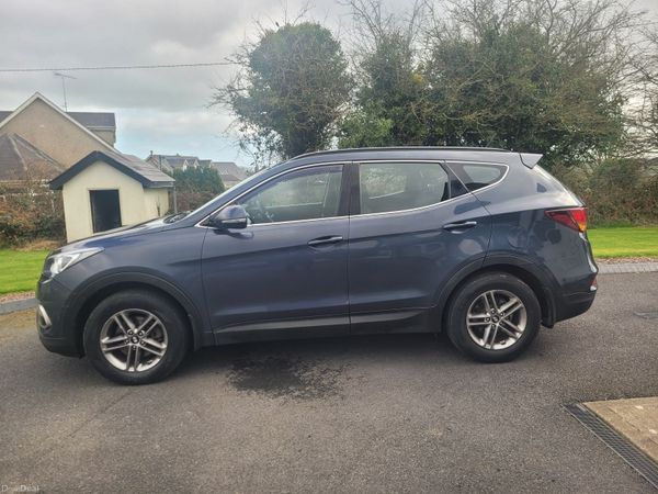 Hyundai Santa Fe SUV, Diesel, 2016, Blue