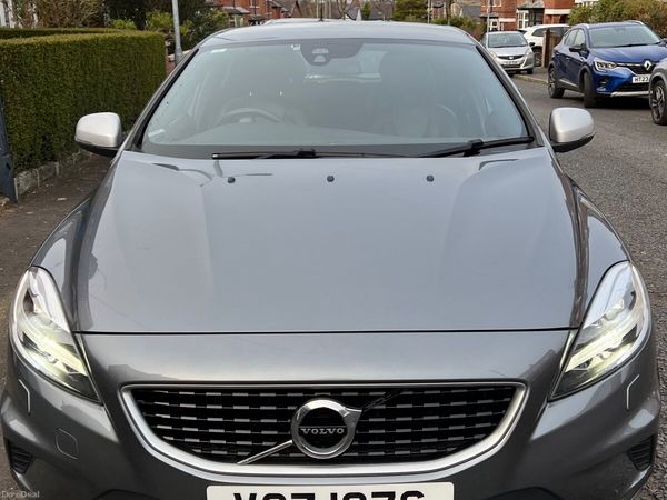 Volvo V40 Saloon, Unknown, 2017, Grey