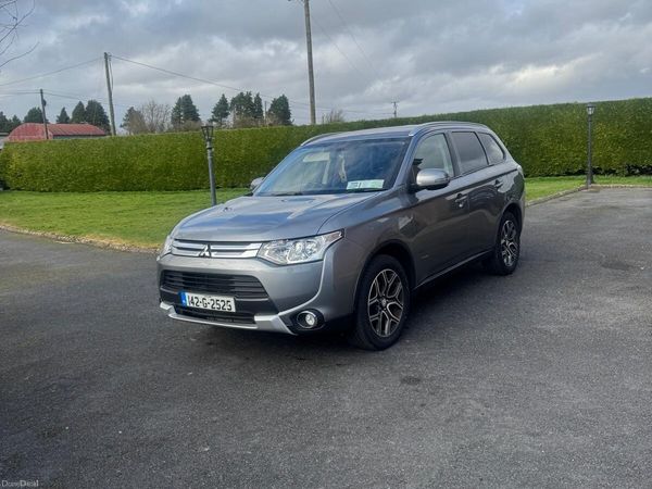 Mitsubishi Outlander SUV, Diesel, 2014, Grey