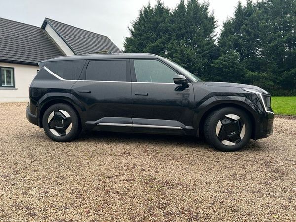 Kia EV9 SUV, Electric, 2024, Black
