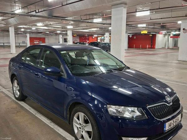 Skoda Octavia Saloon, Diesel, 2014, Blue
