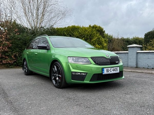 Skoda Octavia Estate, Diesel, 2016, Green