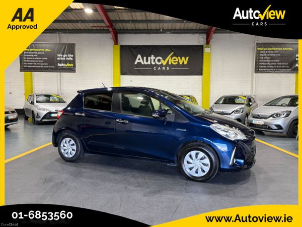 Toyota Yaris Hatchback, Petrol Hybrid, 2019, Blue