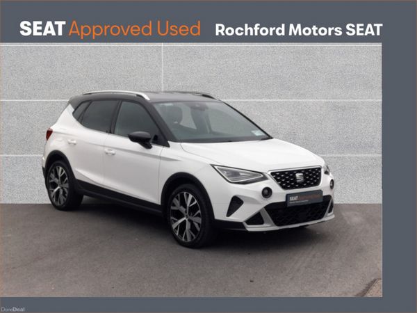 SEAT Arona Hatchback, Petrol, 2024, White