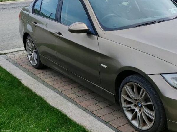 BMW 3-Series Saloon, Petrol, 2006, Gold