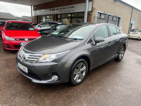 Toyota Avensis Saloon, Diesel, 2014, Grey