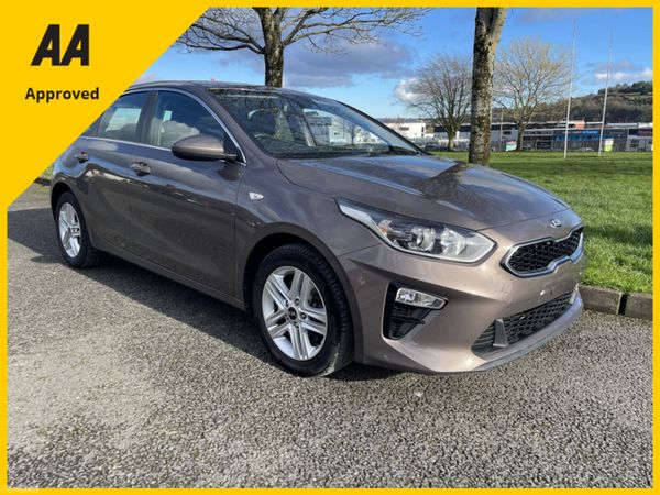 Kia Ceed Hatchback, Petrol Hybrid, 2021, Brown