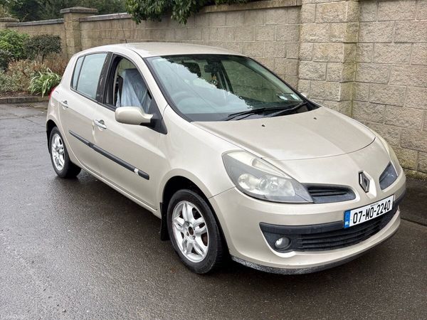 Renault Clio Hatchback, Petrol, 2007, Yellow