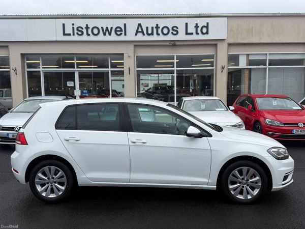 Volkswagen Golf Hatchback, Petrol, 2017, White