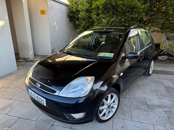 Ford Fiesta Hatchback, Petrol, 2005, Black