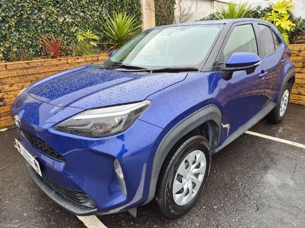 Toyota Yaris Cross SUV, Petrol Hybrid, 2021, Blue