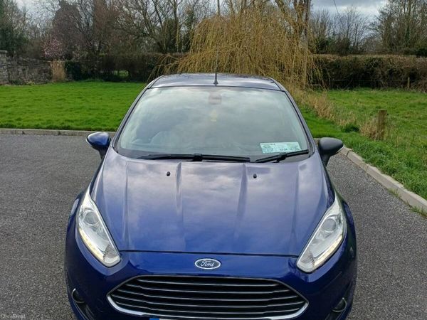 Ford Fiesta Hatchback, Diesel, 2014, Blue