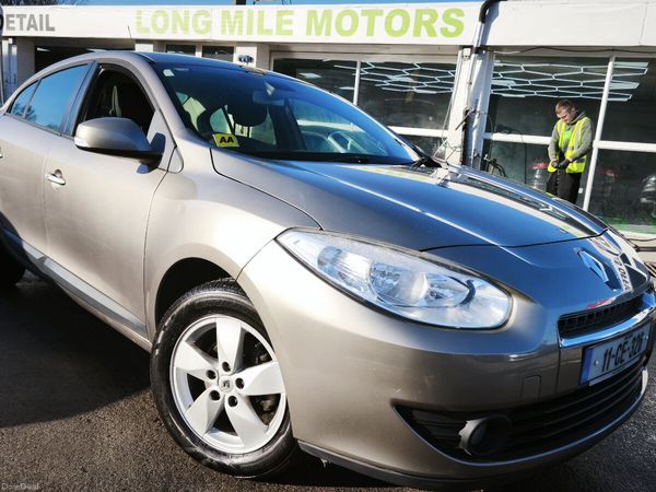 Renault Fluence Saloon, Diesel, 2011, Gold