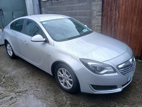 Opel Insignia Hatchback, Diesel, 2014, Silver