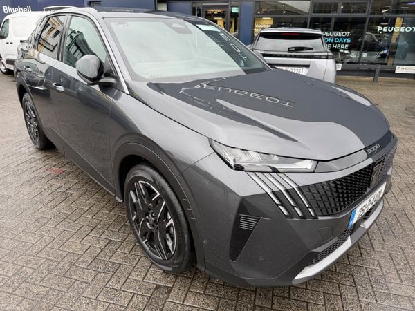 Peugeot 3008 MPV, Petrol, 2025, Grey