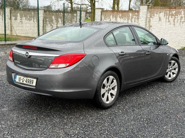 Opel Insignia Saloon, Diesel, 2010, Grey