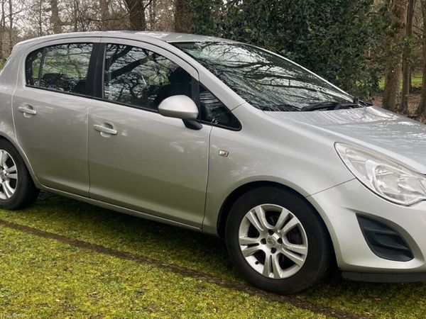 Vauxhall Corsa Hatchback, Diesel, 2013, Silver