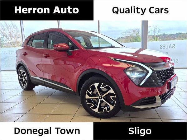 Kia Sportage SUV, Petrol Hybrid, 2022, Red