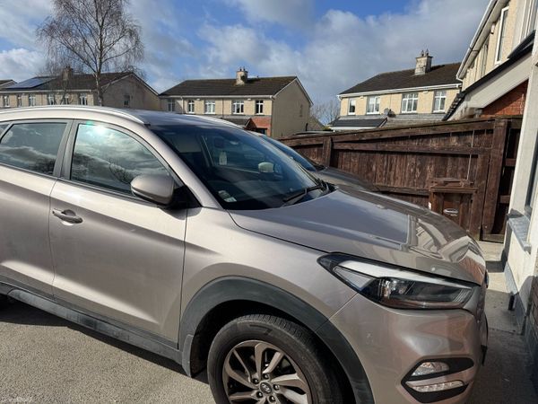 Hyundai Tucson SUV, Diesel, 2017, White