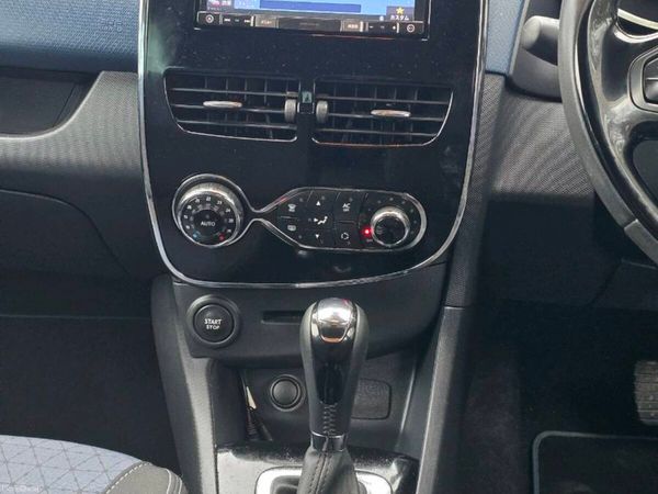 Renault Clio Hatchback, Petrol, 2014, Blue