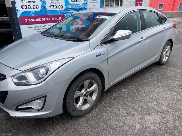 Hyundai i40 Saloon, Diesel, 2014, Silver