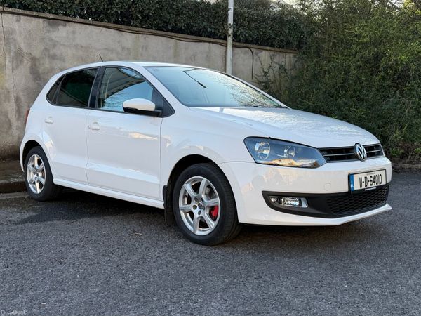 Volkswagen Polo Hatchback, Petrol, 2011, White