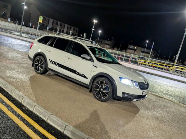Skoda Octavia Estate, Diesel, 2017, White