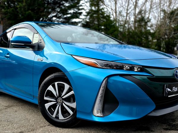 Toyota Prius Hatchback, Petrol Plug-in Hybrid, 2019, Blue