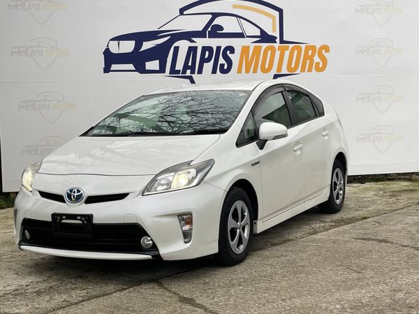 Toyota Prius Hatchback, Petrol Hybrid, 2015, White