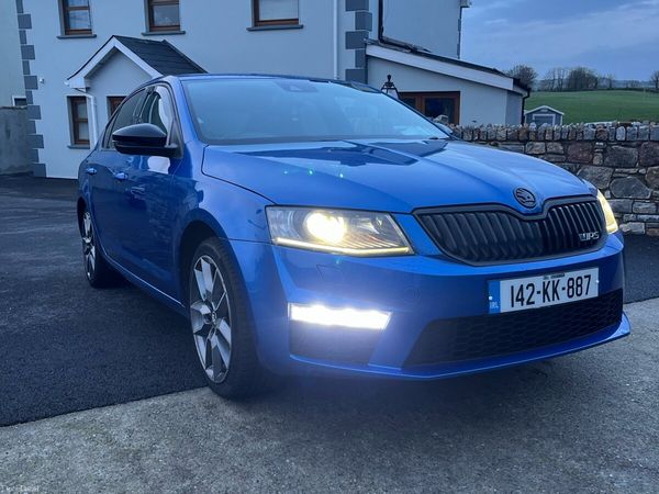 Skoda Octavia Hatchback, Diesel, 2014, Blue