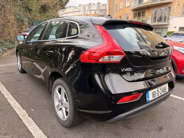 Volvo V40 Hatchback, Petrol, 2016, Black