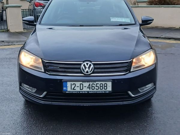 Volkswagen Passat Saloon, Diesel, 2012, Blue