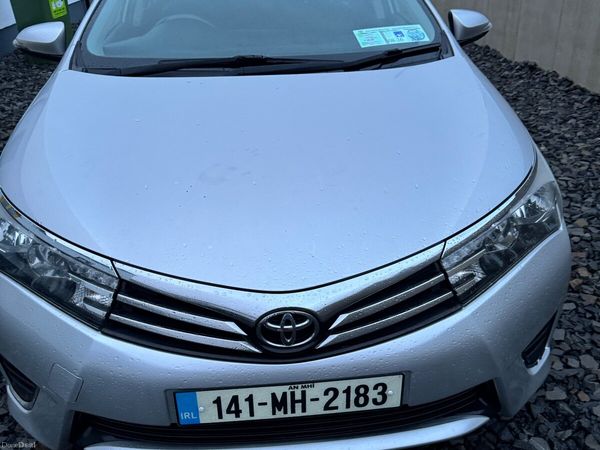 Toyota Corolla Saloon, Diesel, 2014, Silver