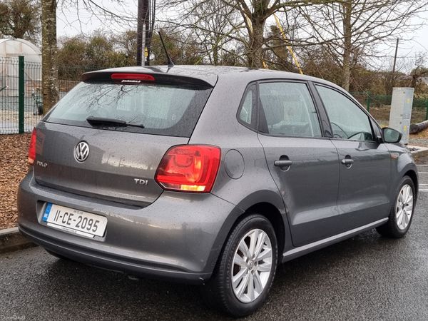 Volkswagen Polo Hatchback, Diesel, 2011, Grey